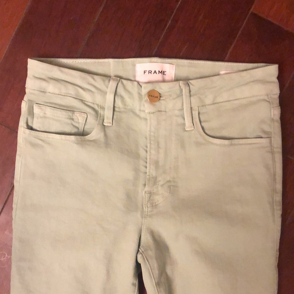 FRAME Le Crop Mini Boot Raw-Edge Jeans in‎ Aloe - Picture 7 of 9